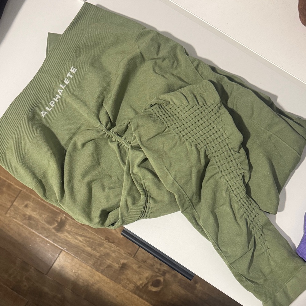 Alphalete Sage Green Active Leggings